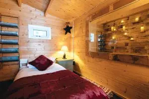 cabin interior2